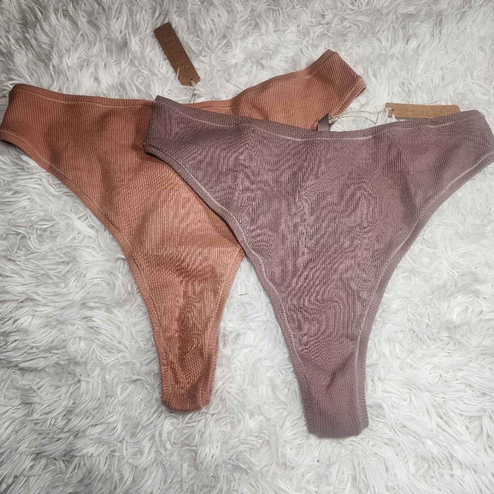 2pcs SKIMS COTTON RIB DIPPED THONG/NWT/ 3X/ UMBER & SEDONA